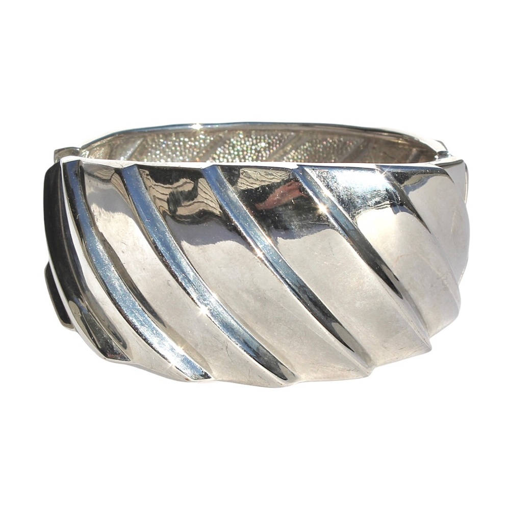 Modernist Hinged Clamper Bracelet Silver Tone Wide Ribbed Texture Statement